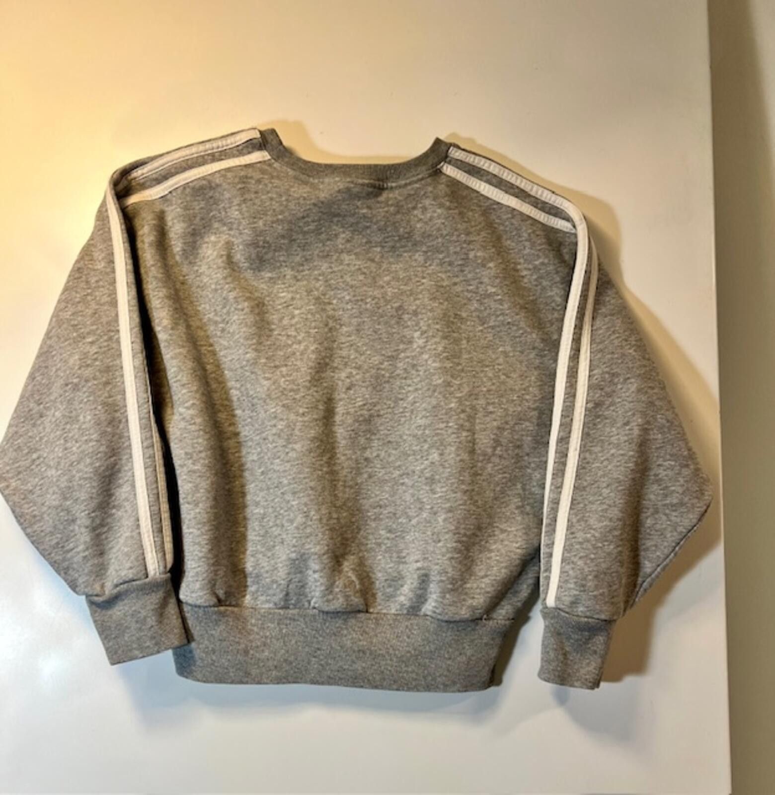 Other Adidas Gray sweatshirt (YOUTH) Size ONE SIZE - 3 Thumbnail