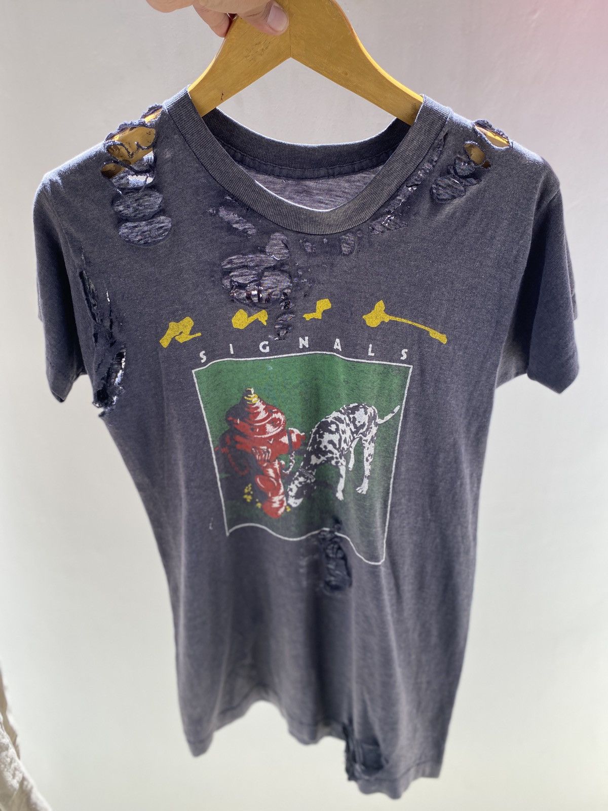 Band Tees *RARE* Vintage 80s RUSH Signal Tour PAPER THIN Band Shirt Size US M / EU 48-50 / 2 - 9 Thumbnail