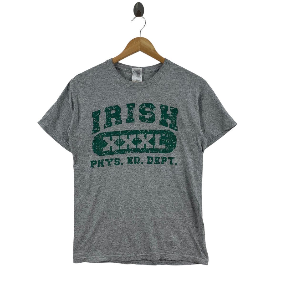 Vintage Vintage IRISH PHYS ED. DEPT University College Tee Shirt Top Size S / US 4 / IT 40 - 4 Thumbnail