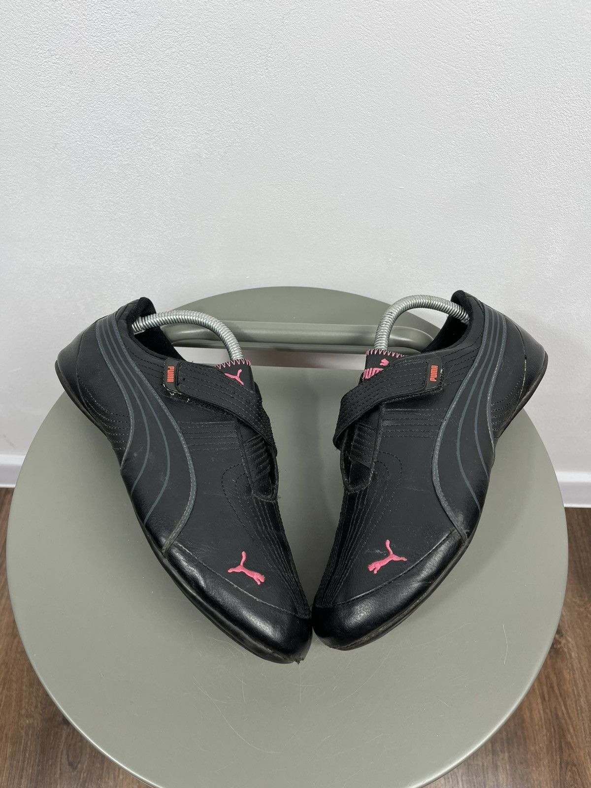 Puma Puma Racing Style Slip On Sneakers Black Pink Logo Strap 41 Size US 10 / IT 40 - 1 Thumbnail