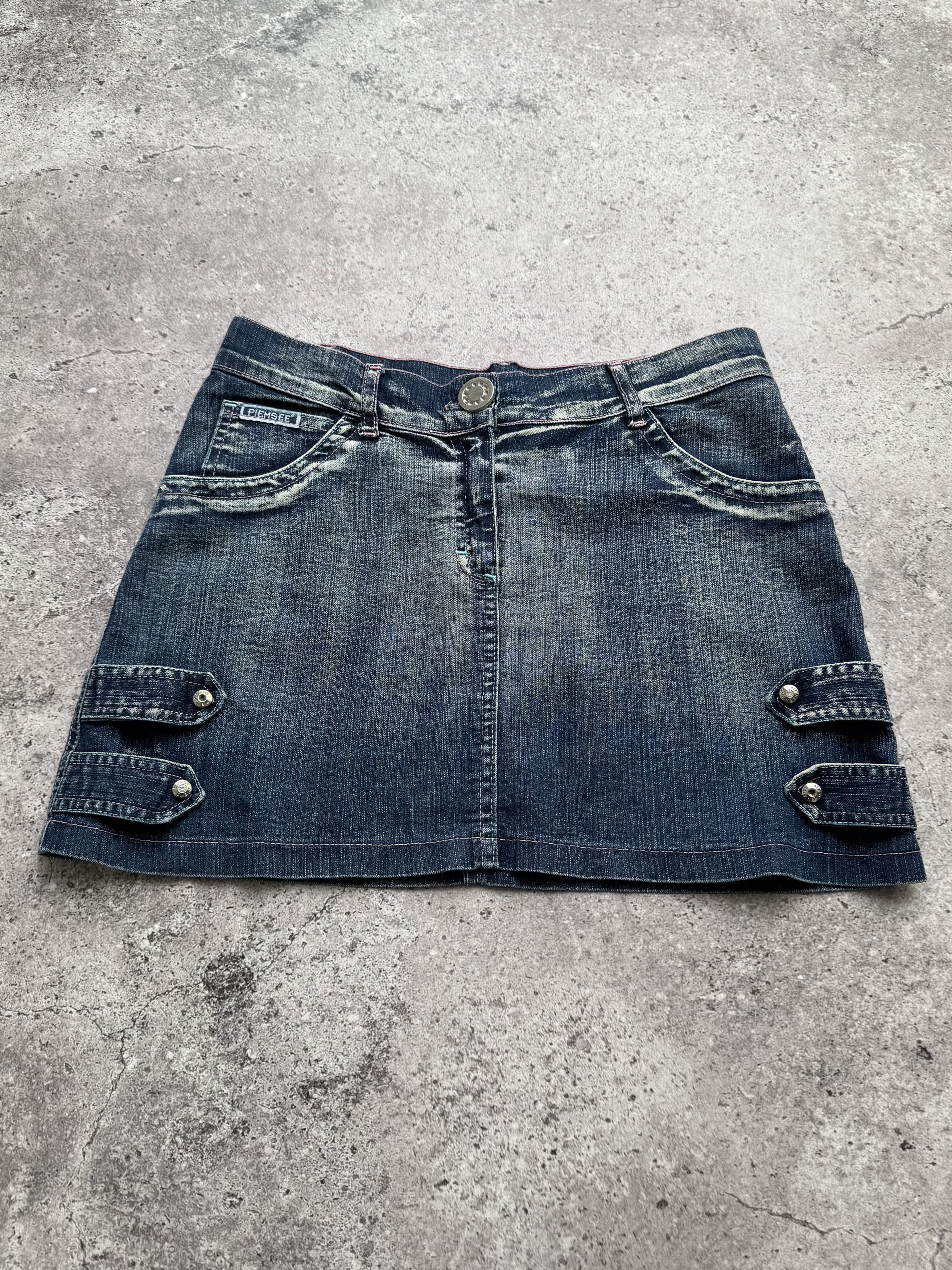 Vintage Y2K Denim Mini Skirt Low Rise Jean Skirt Pocket Detail (E8) Size 27" / US 4 / IT 40 - 1 Thumbnail