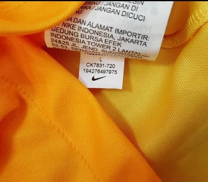 Nike Tottenham Hotspurs Third Kit 2020/21, Size L, Size US L / EU 52-54 / 3 - 7 Thumbnail