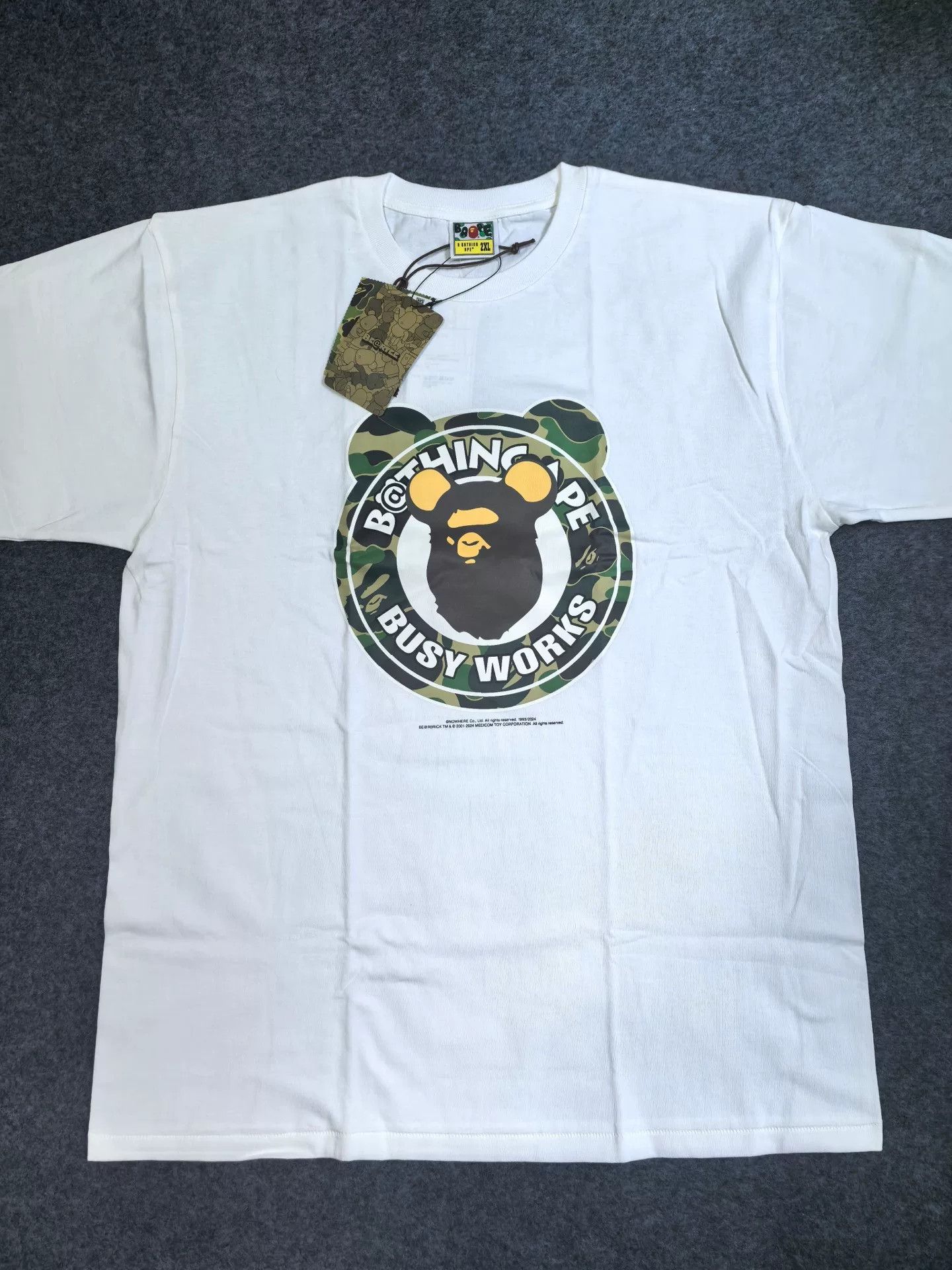 Bape Bape T Multi Glow T-Shirt Casual Size US XXL / EU 58 / 5 - 1 Thumbnail