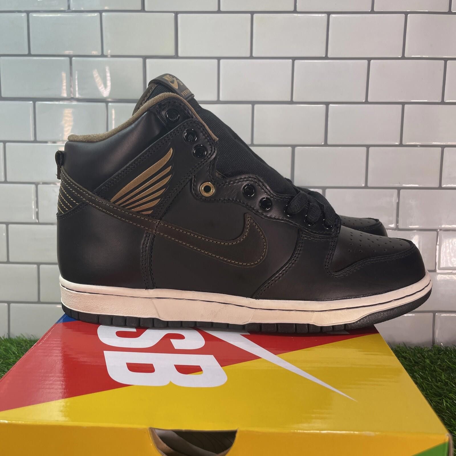 Nike Nike SB Dunk High men’s 8.5 "Pawnshop" FJ0445-001 Size US 8.5 / EU 41-42 - 4 Thumbnail