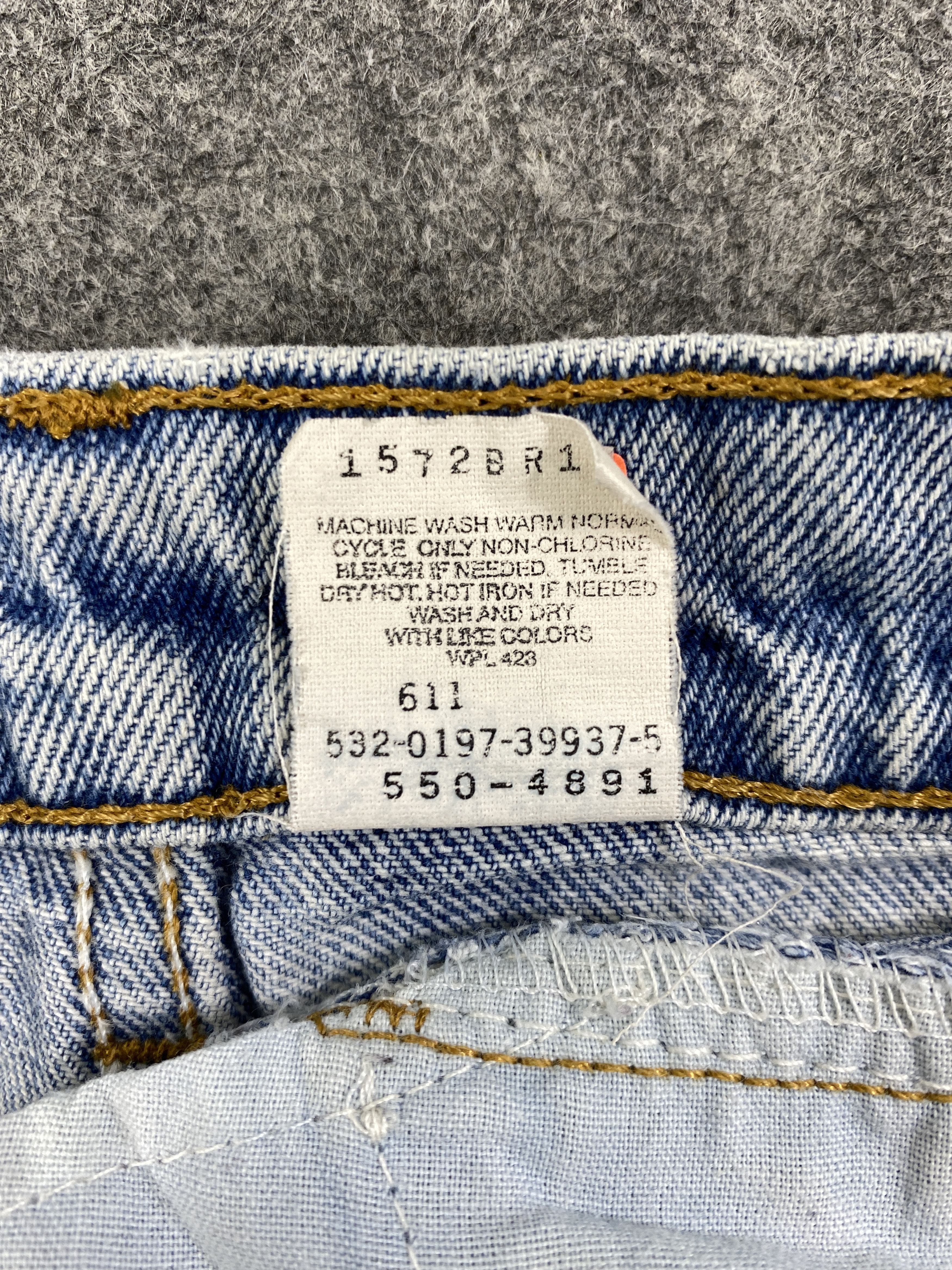 Japanese Brand 90's Light Blue Wash Vintage Levi's 550 USA 28x29.5 -JN1782 Size US 28 / EU 44 - 9 Thumbnail
