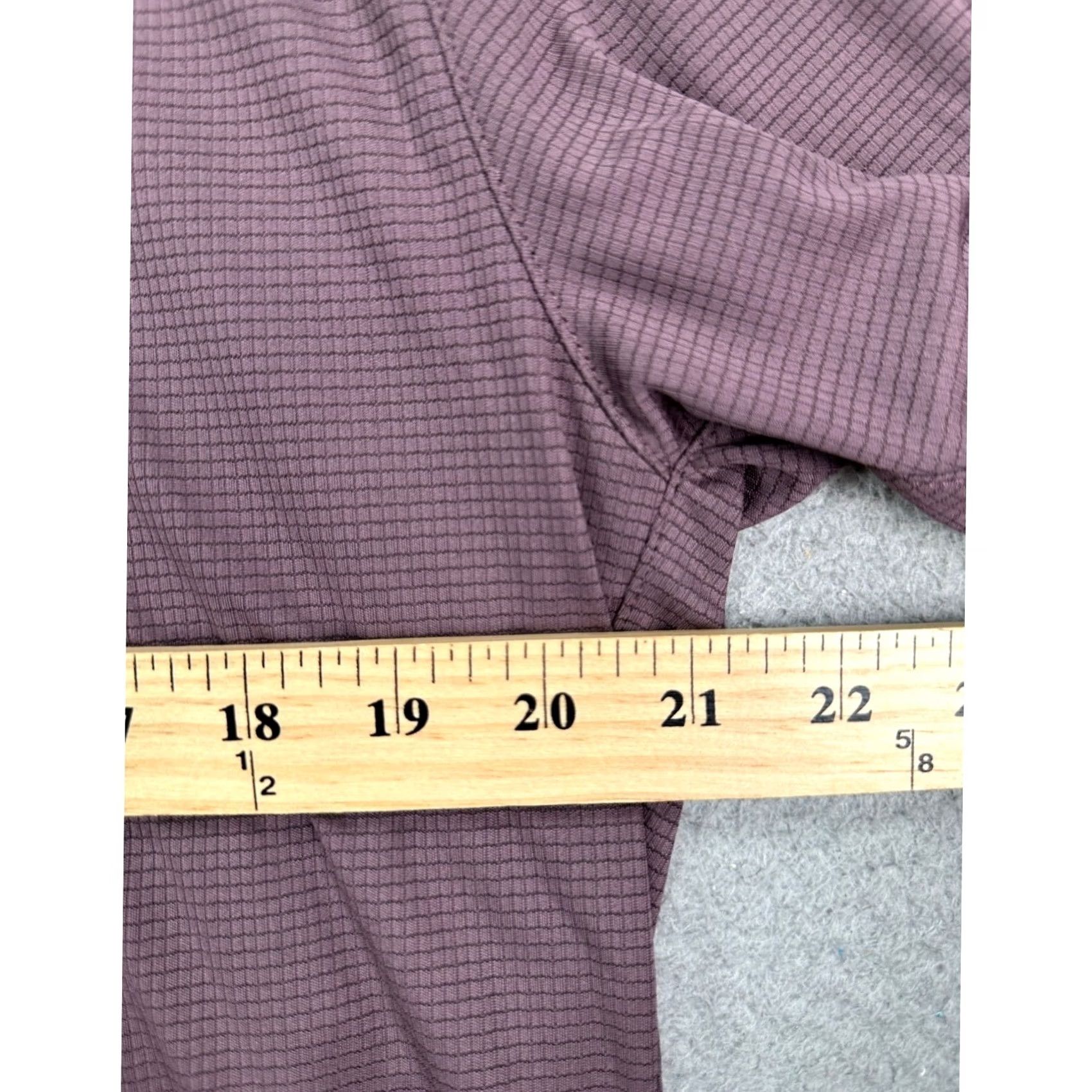 Vintage VRST T-Shirt Mens XL Purple Grid Performance Activewear Short Sleeve Tee Size US XL / EU 56 / 4 - 5 Thumbnail