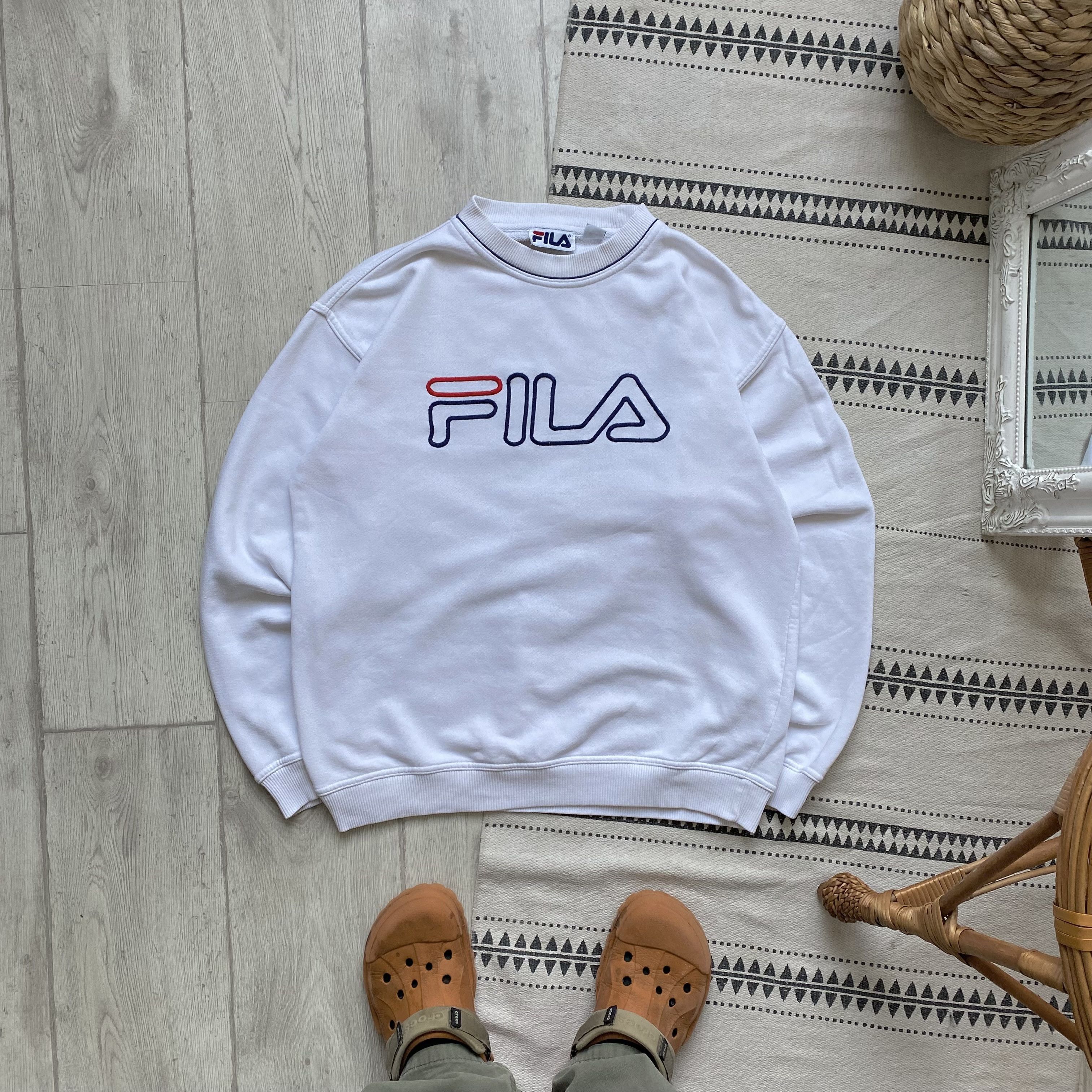 Fila 🔥Vintage 90s Fila Italy Sweatshirt Boxy Fit Crewneck umbro Size US S / EU 44-46 / 1 - 1 Thumbnail