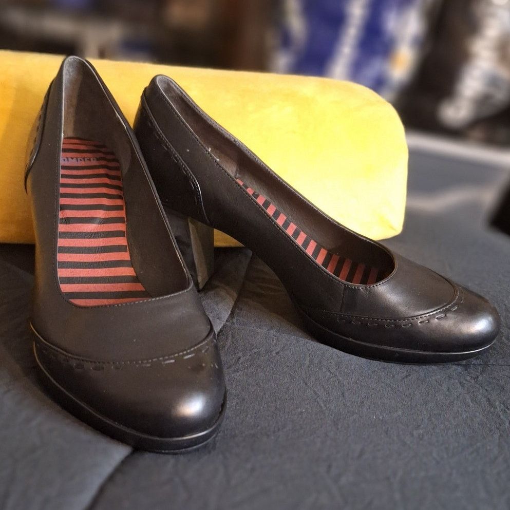 Camper Pumps Women 9 / 40 Eur Black Leather Corpcore Office Shoes