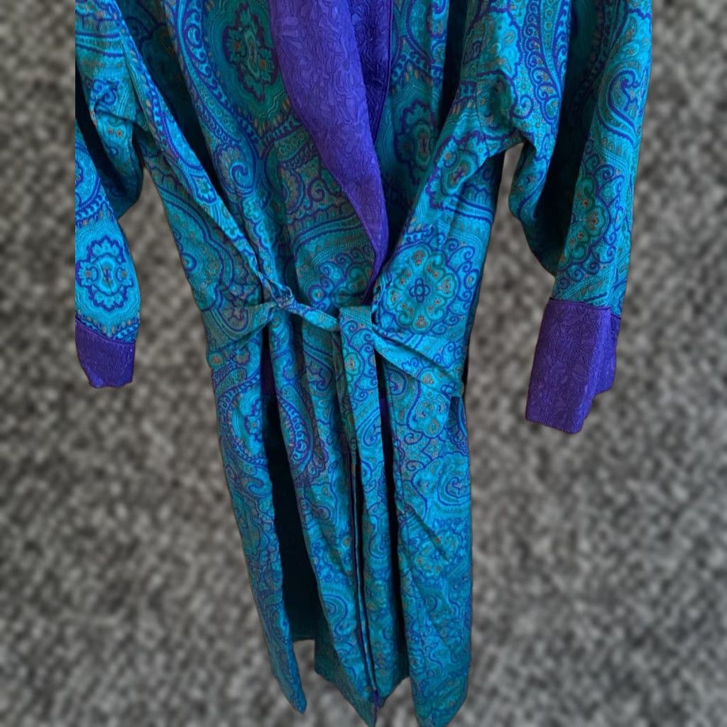 VINTAGE Victoria's Secret Robe S Regular Multicolor Paisley Tie P/S GOLD LABEL Women's Robe