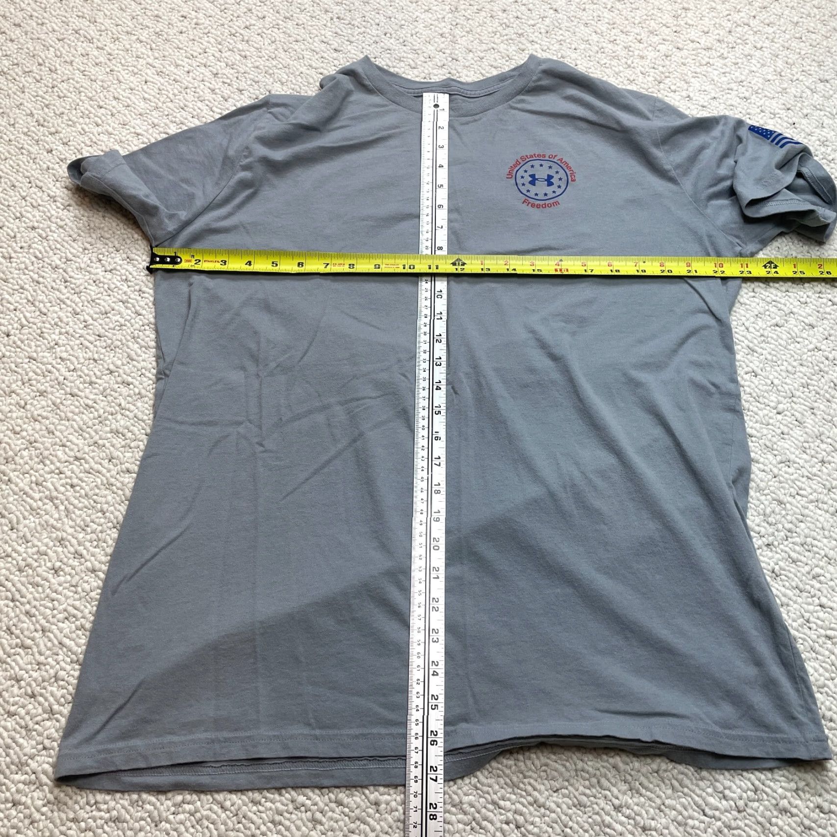 Under Armour Under Armour Shirt Mens 2XL Gray Tee Vintage? No — 2XL Gray Under Armour Shirt Mens Tee Logo Crew Neck Short Sleeve Jersey Cotton Blend Regular Fit Size US XXL / EU 58 / 5 - 7 Thumbnail
