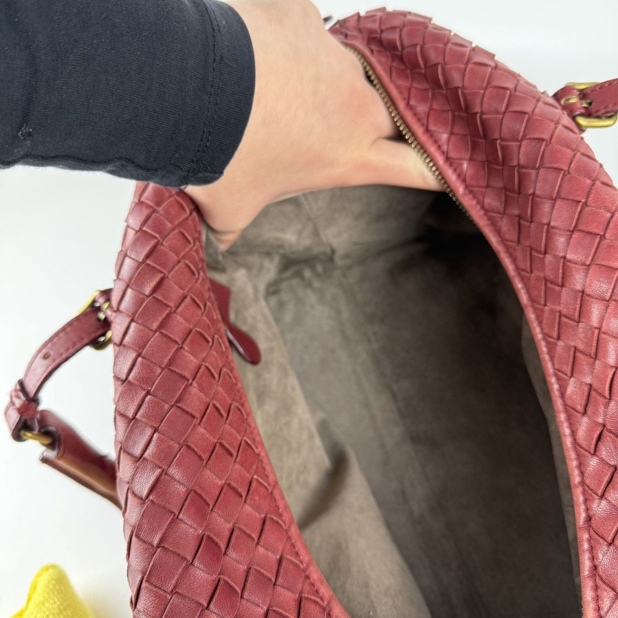 Bottega Veneta Bottega Veneta Red Intrecciato Leather Montaigne Bag Size ONE SIZE - 12 Thumbnail