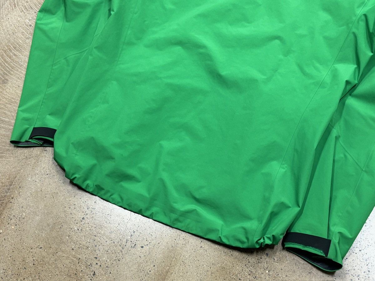 Arc'teryx Arcteryx Alpha Sv Jacket Size US L / EU 52-54 / 3 - 6 Thumbnail