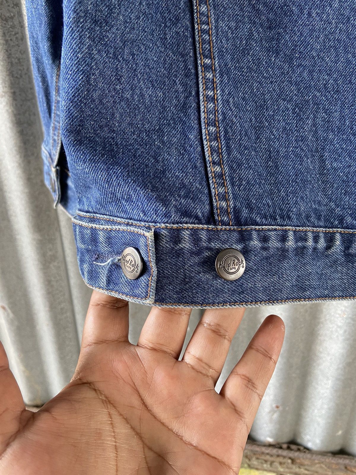 Hard Rock Cafe VINTAGE HARD ROCK TOKYO DENIM JEANS TRUCKER JACKET Size US XS / EU 42 / 0 - 8 Thumbnail
