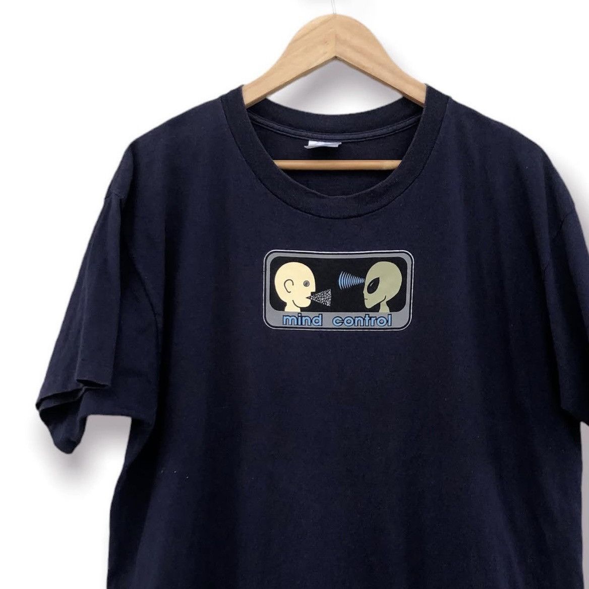 Alien Workshop Alien Workshop Mind Control Vintage Skate 90s T-Shirt Size US XL / EU 56 / 4 - 1 Thumbnail