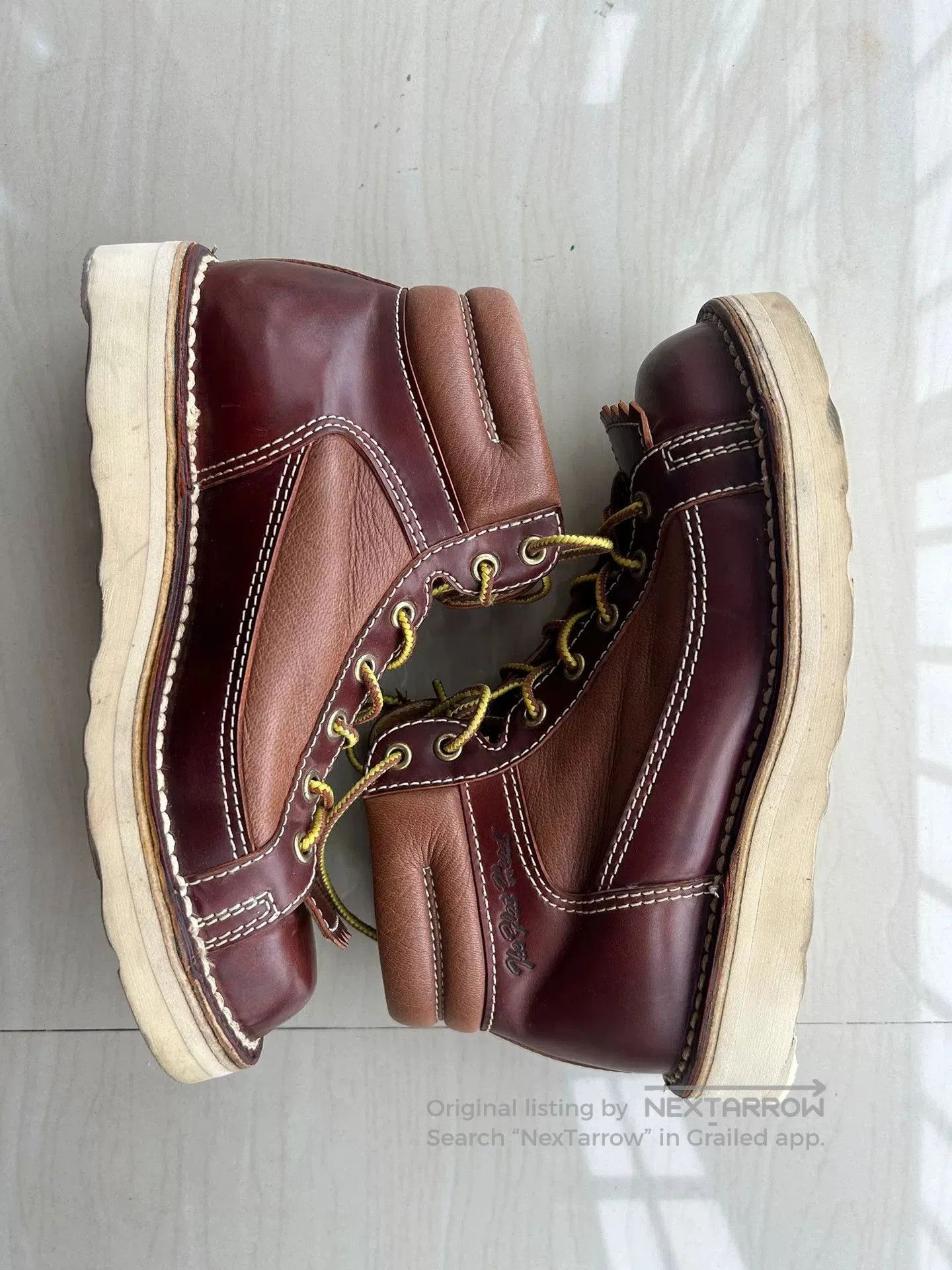 The Flat Head flat head hourse hide shoes size 24. Size US 6 / EU 39 - 2 Thumbnail