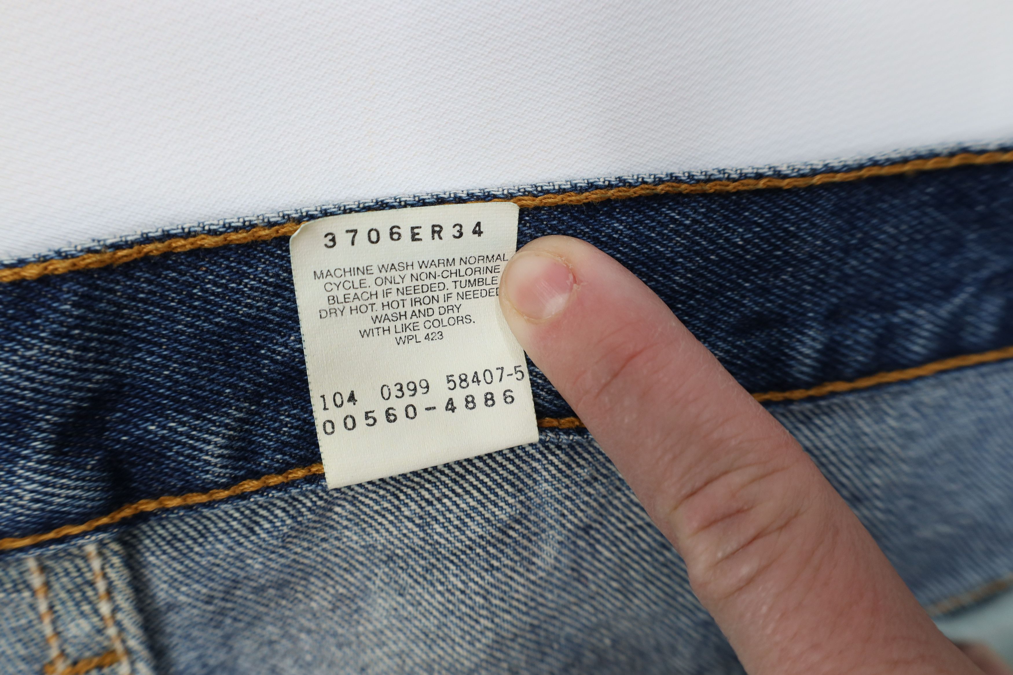 Levi's Vintage 90s Levis 560 Loose Fit Tapered Leg Denim Jeans Size US 38 / EU 54 - 9 Thumbnail