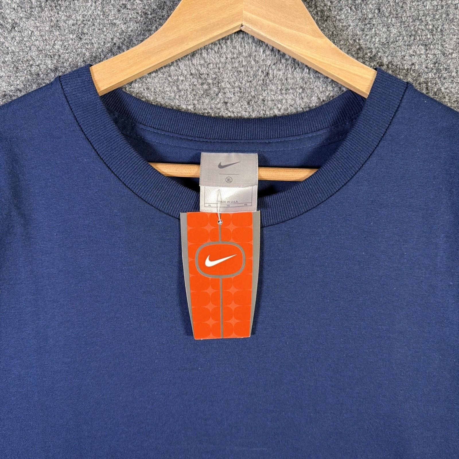 Nike Vintage Nike Shirt Mens XL Navy Y2K Basketball Wrap Around R Size US XL / EU 56 / 4 - 2 Thumbnail