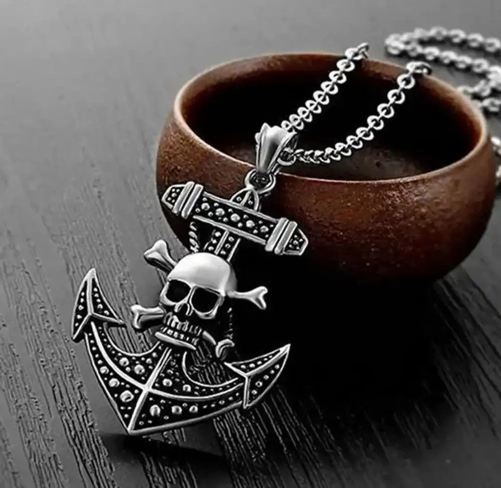 Jewelry Pirate Skull Necklace Size ONE SIZE - 4 Thumbnail