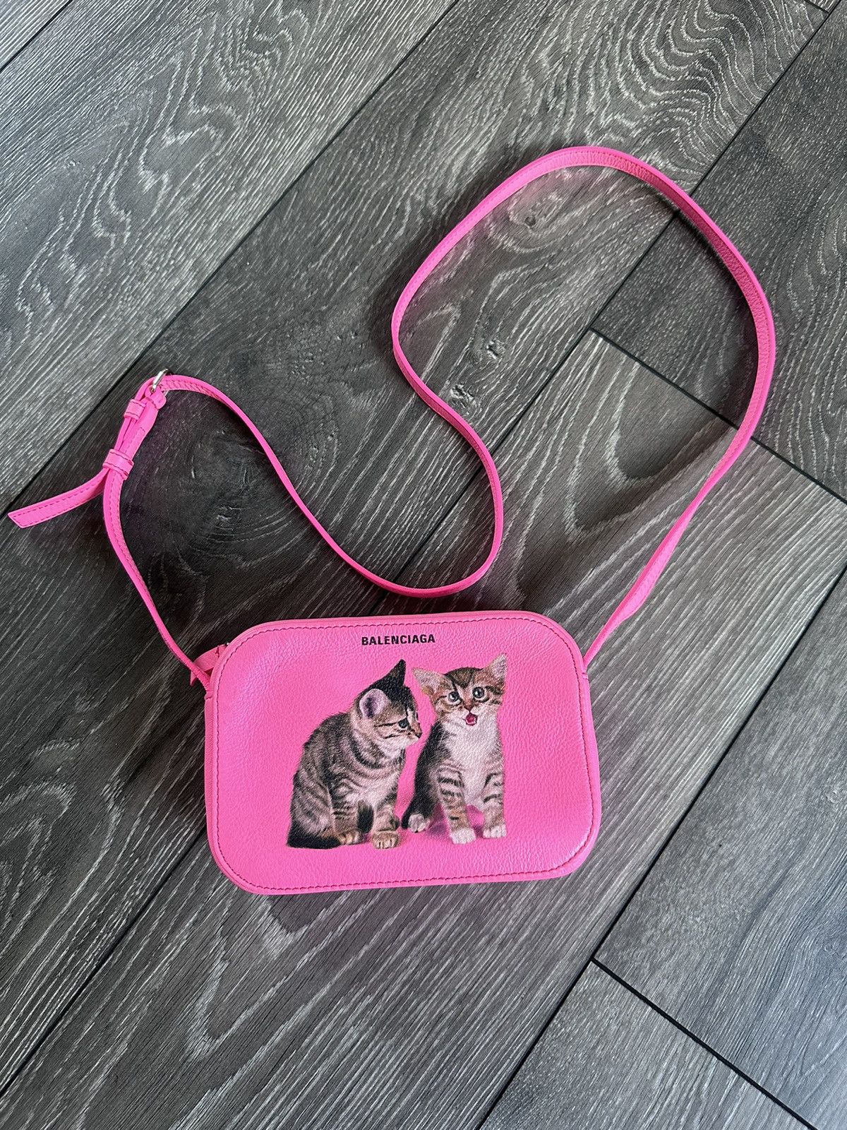 Balenciaga balenciaga fw18 kitten pink camera bag Size ONE SIZE - 1 Thumbnail