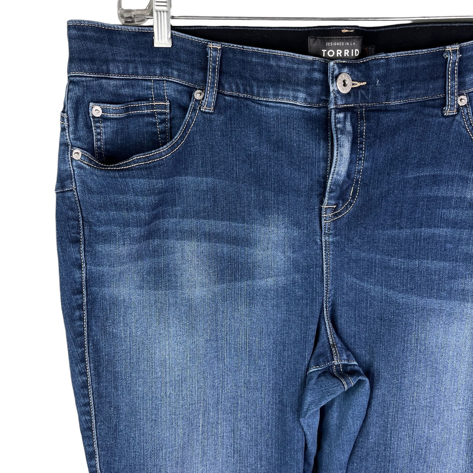 Other Torrid Premium Jeans Bombshell Skinny 22R Stretch Size 42" / US 20 - 10 Thumbnail