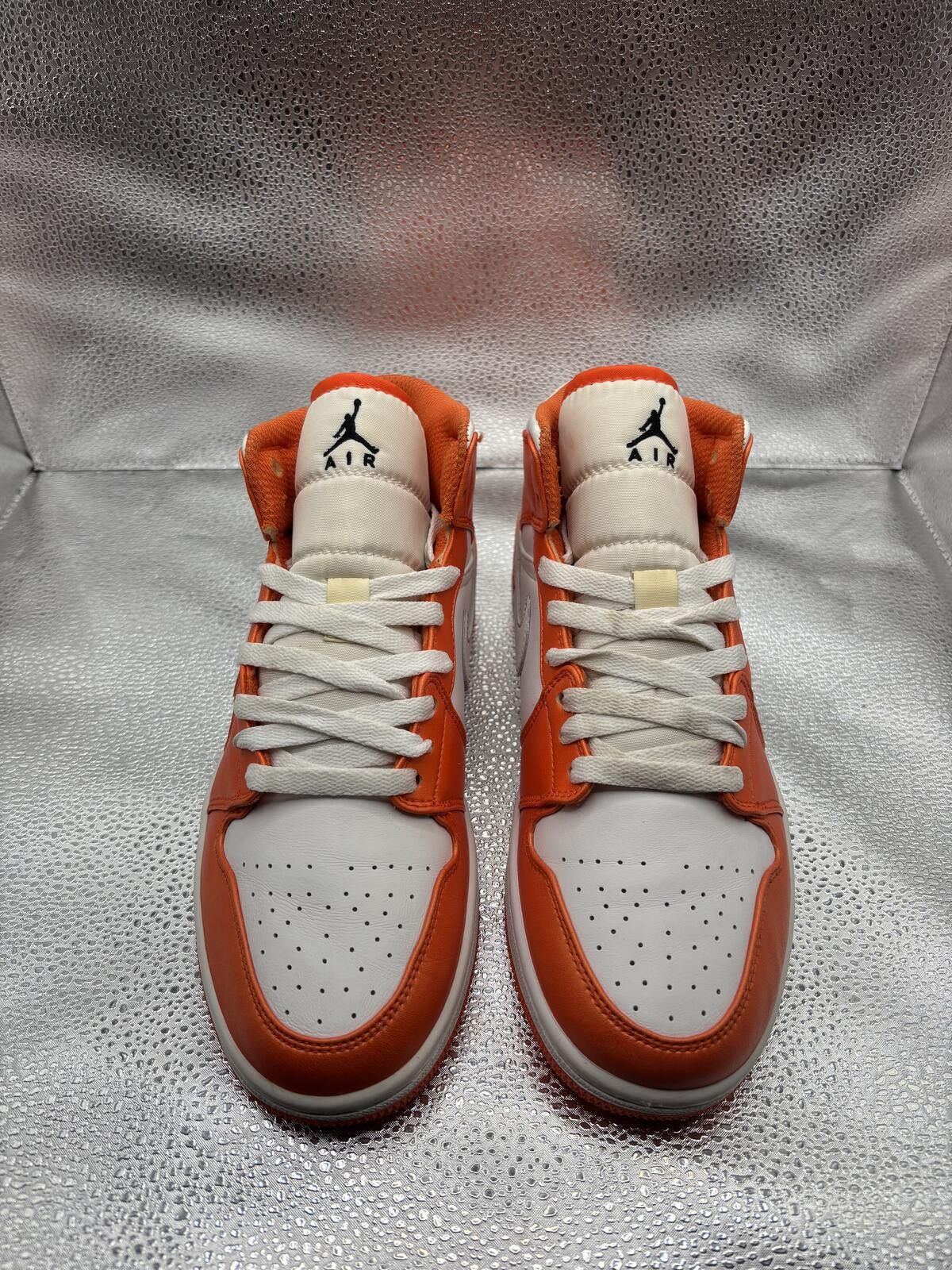 Jordan Brand Air Jordan 1 mid metallic orange Size US 7 / EU 40 - 2 Thumbnail