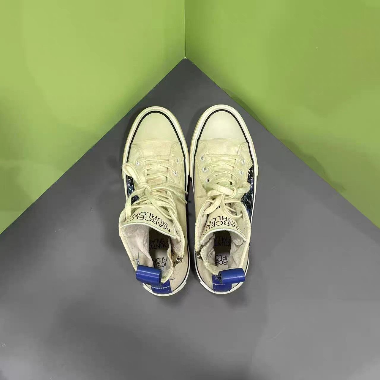 Marcelo Burlon Marcelo Burlon MB White & Blue Wings Sneakers K15 Size US 8 / EU 41 - 7 Thumbnail