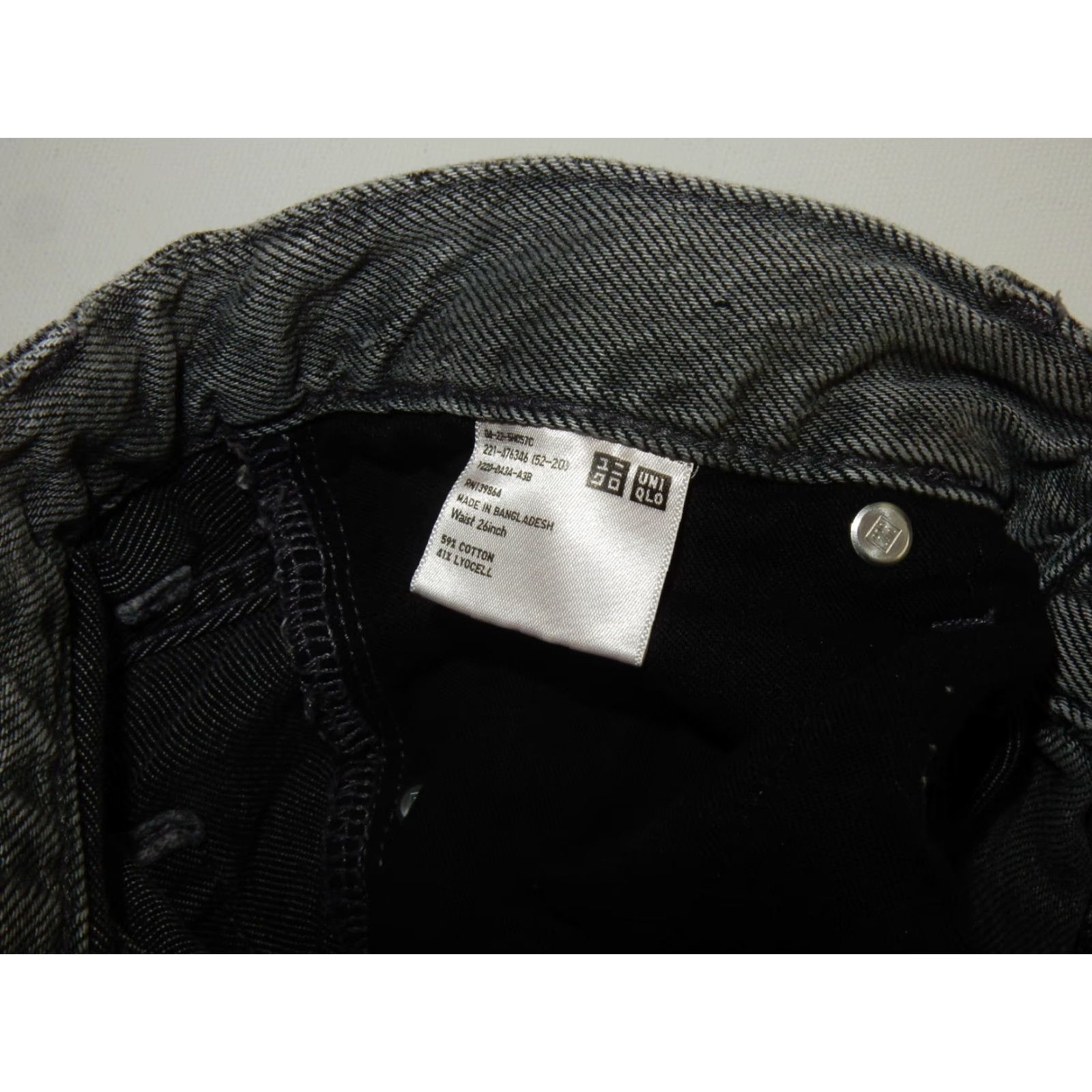 Uniqlo VINTAGE Uniqlo Baggy Jeans Size 26x31 Gray Y2K Mens Size US 26 / EU 42 - 6 Thumbnail