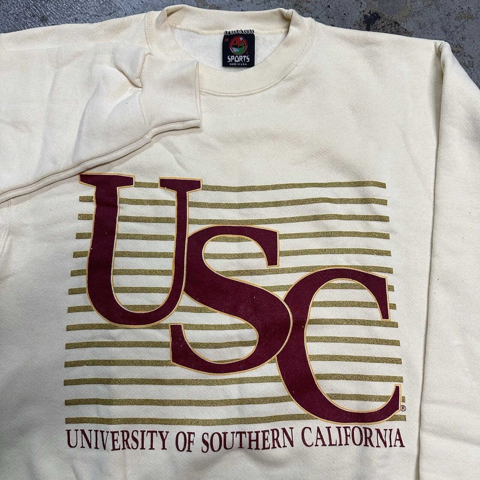 Vintage Vintage 90s USC Trojans Cream Sweatshirt Sz Medium NCAA Size US M / EU 48-50 / 2 - 2 Thumbnail