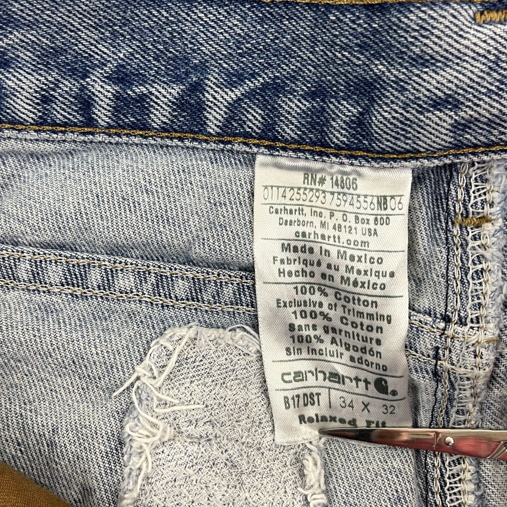 Carhartt VINTAGE Carhartt Jeans Men’s 34x32 Blue Denim Straight Leg 5-Pocket Workwear Logo USA 90s Mens Jeans Size US 34 / EU 50 - 6 Thumbnail