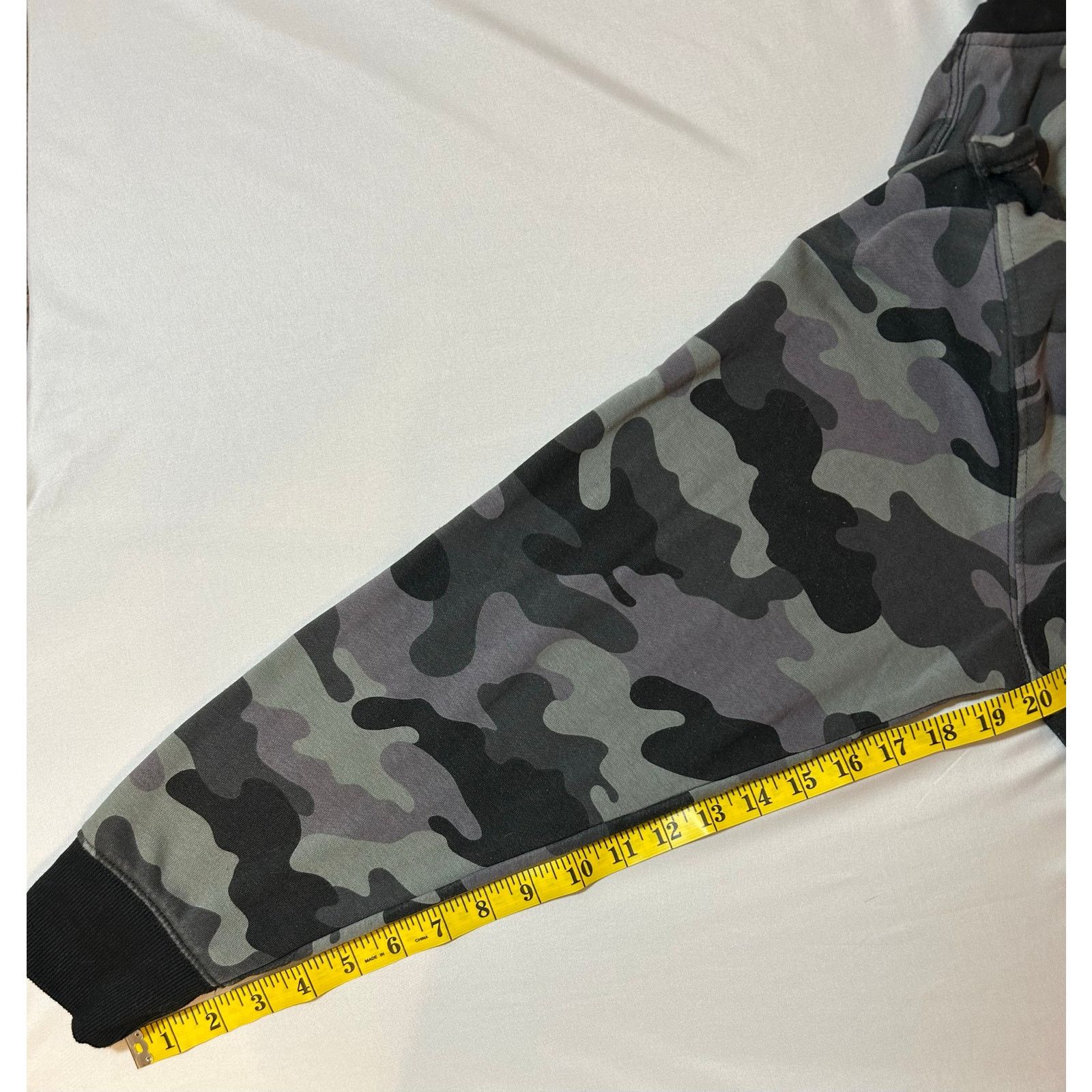 Champion Champion camouflage hoodie size M Size US M / EU 48-50 / 2 - 2 Thumbnail