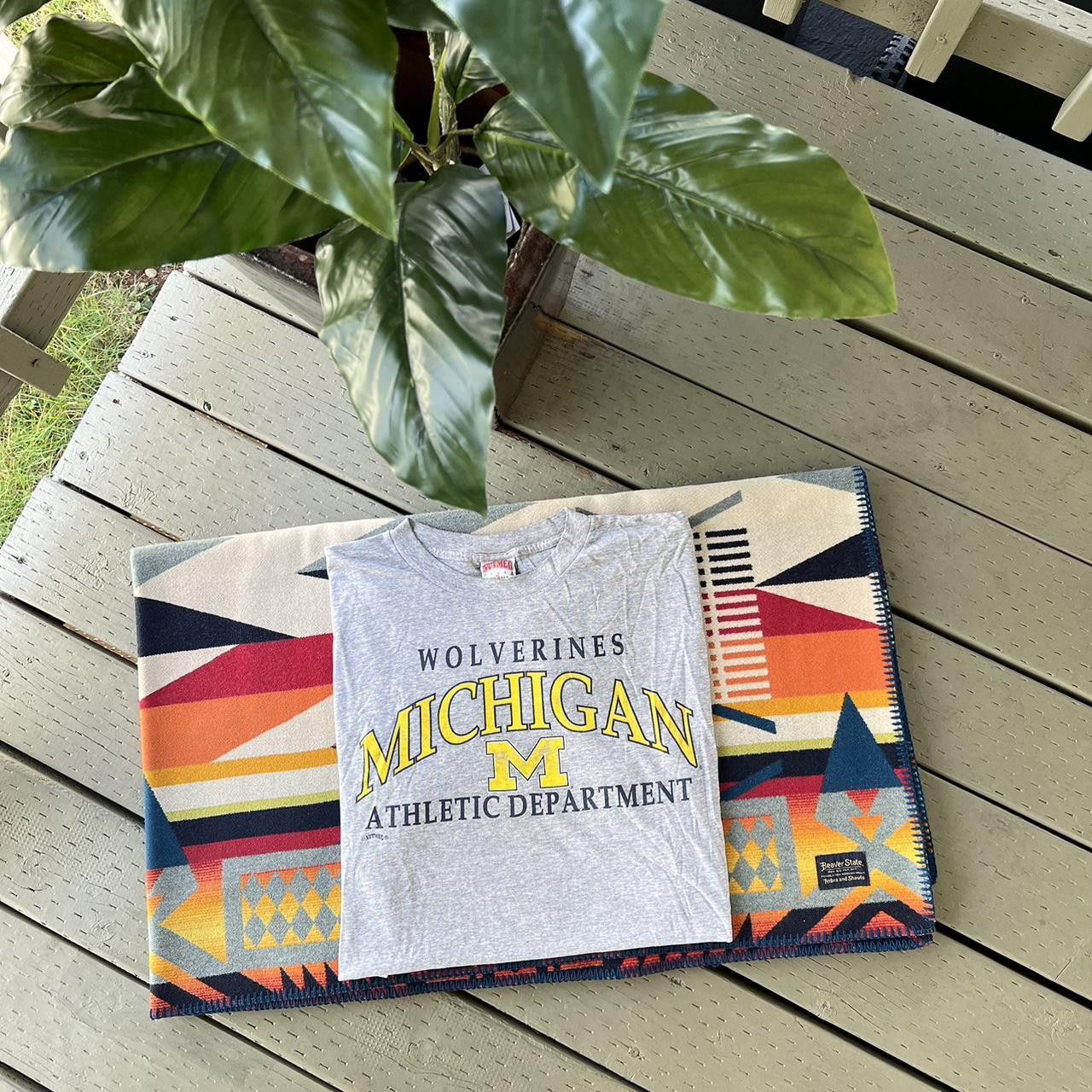 Nutmeg × Vintage Vintage Wolverines Michigan Shirt Size US XL / EU 56 / 4 - 4 Thumbnail