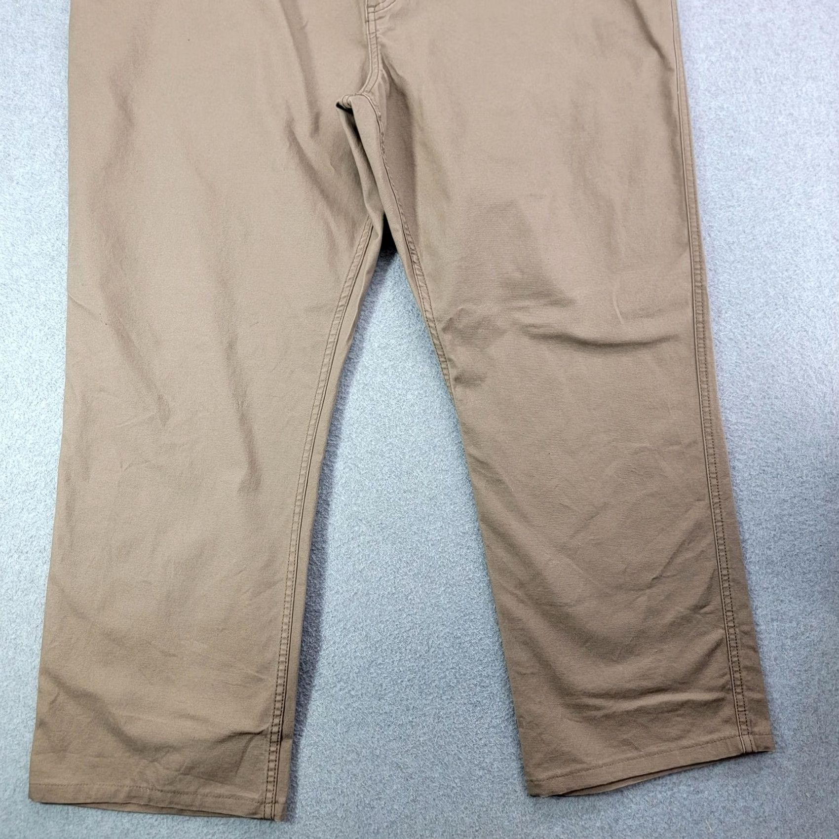 Vintage Magellan Pants Mens 42x30 Brown Khaki Chino Regular Fit 5 Pocket Casual Size US 42 / EU 58 - 2 Thumbnail