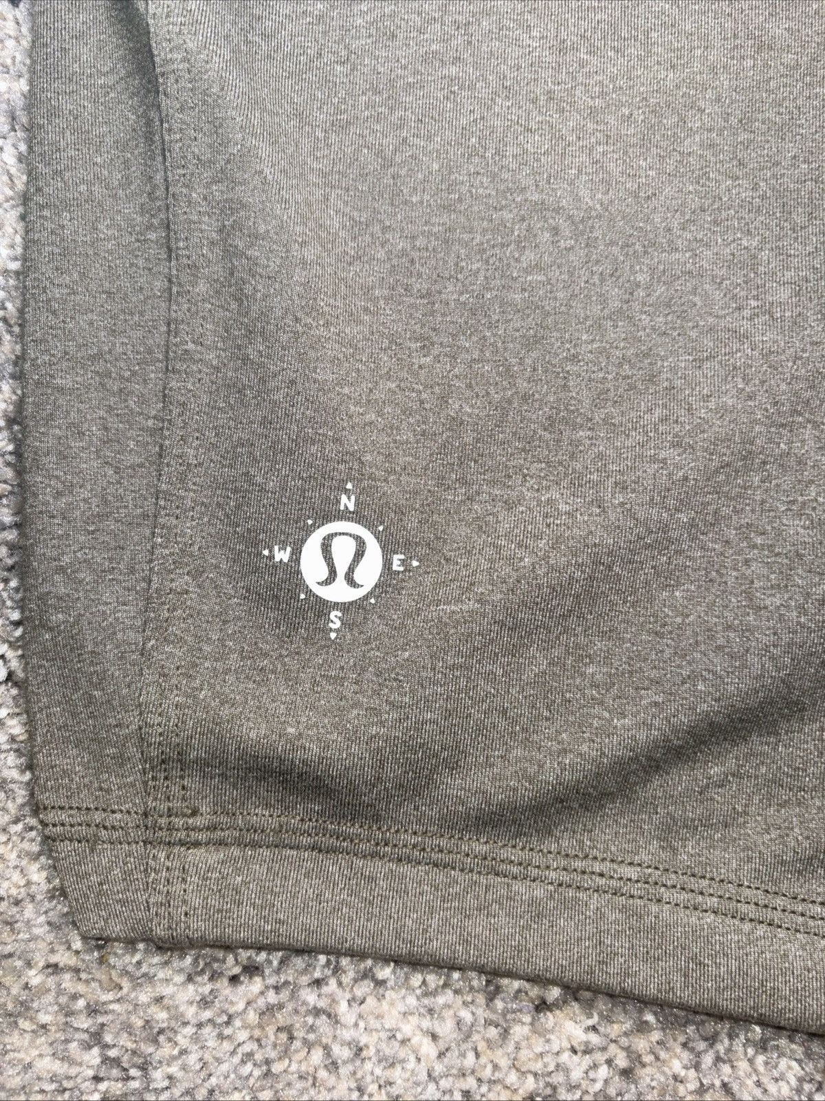 Lululemon Lululemon Athletica Men’s Compass Logo Gray Shorts Size S Size US 30 / EU 46 - 5 Thumbnail