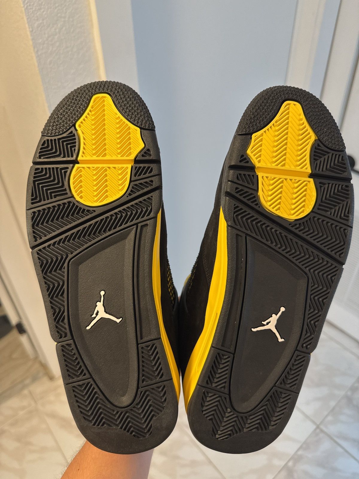 Jordan Brand Size 12-Jordan 4 Thunder Size US 12 / EU 45 - 7 Thumbnail