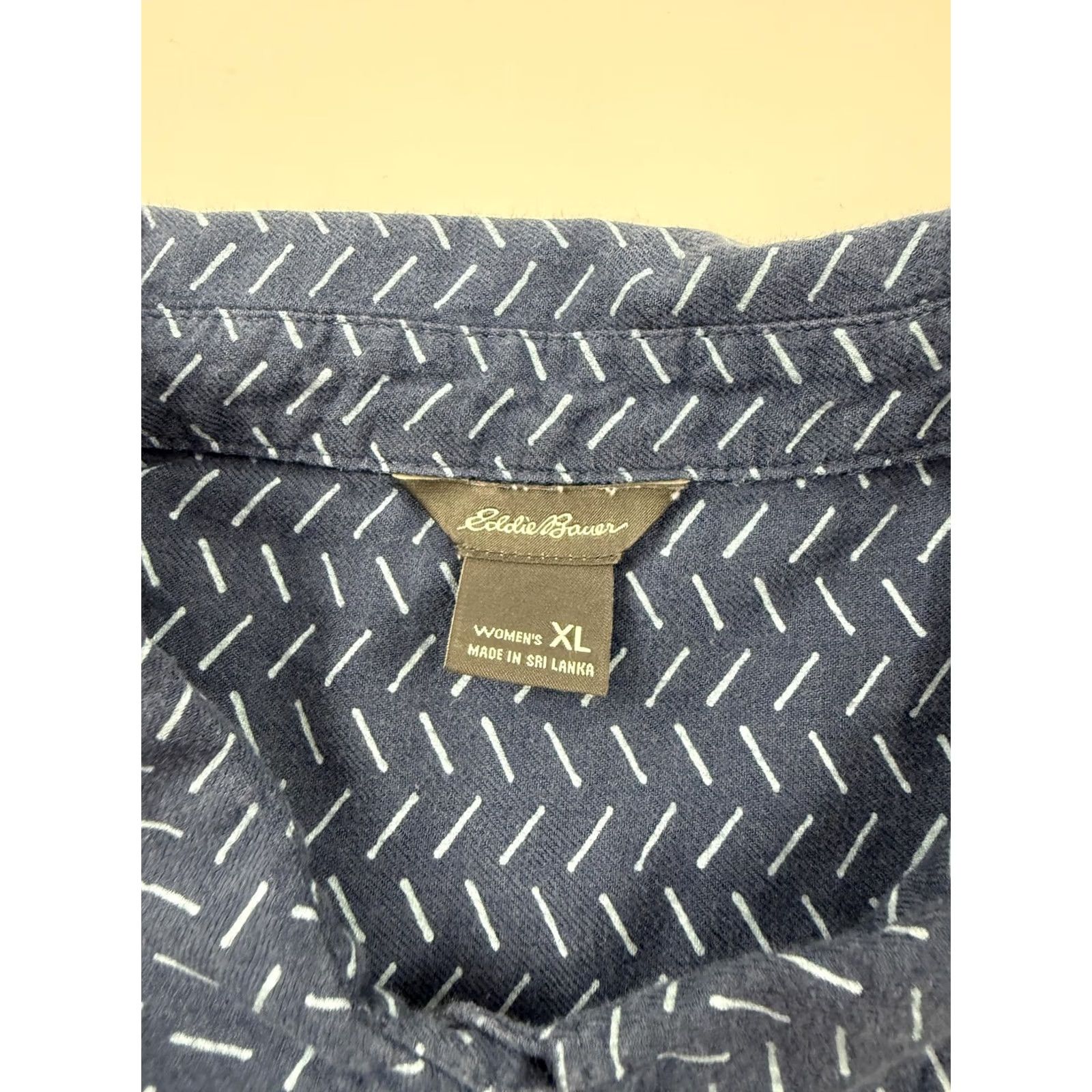 Eddie Bauer VINTAGE Eddie Bauer Shirt Womens XL Blue Geometric Print Button Front Cap Sleeve Top Size XL / US 12-14 / IT 48-50 - 4 Thumbnail