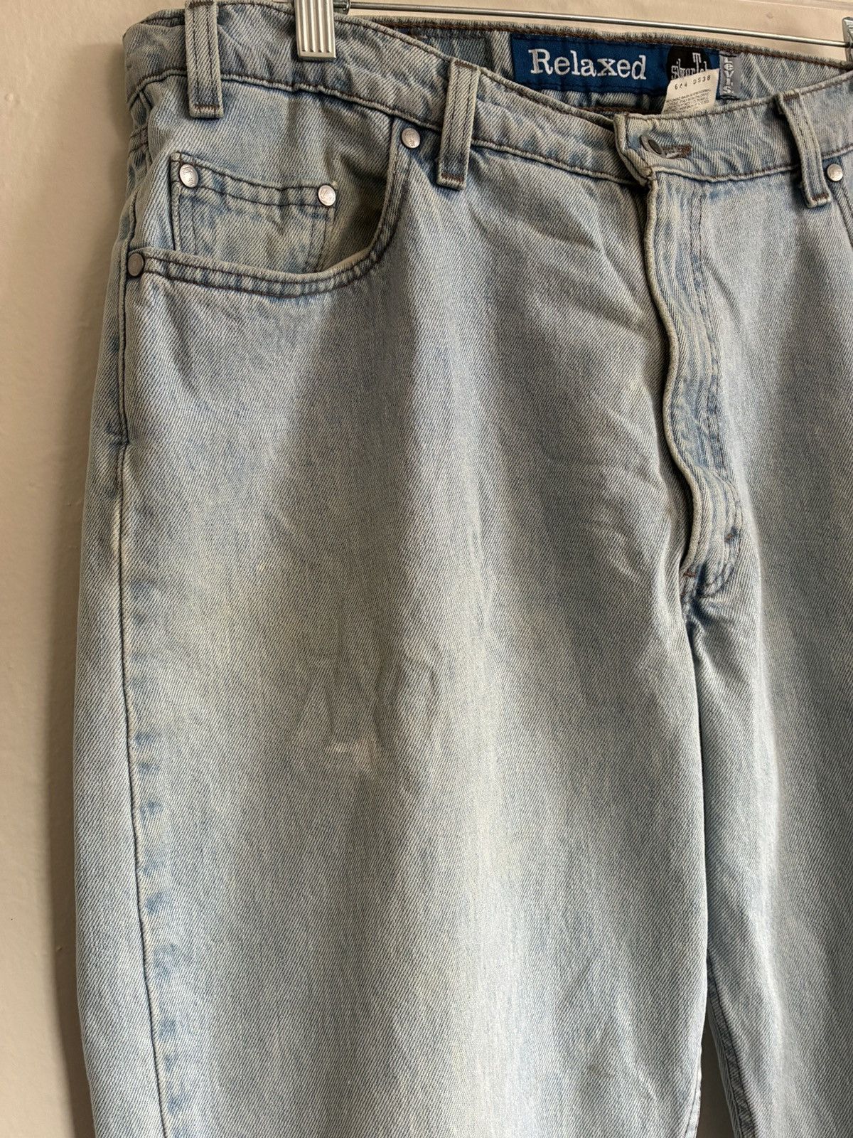 Levi's Vintage Clothing Vintage 90s Levi's Silver Tab light wash relaxed jeans Size US 38 / EU 54 - 3 Thumbnail