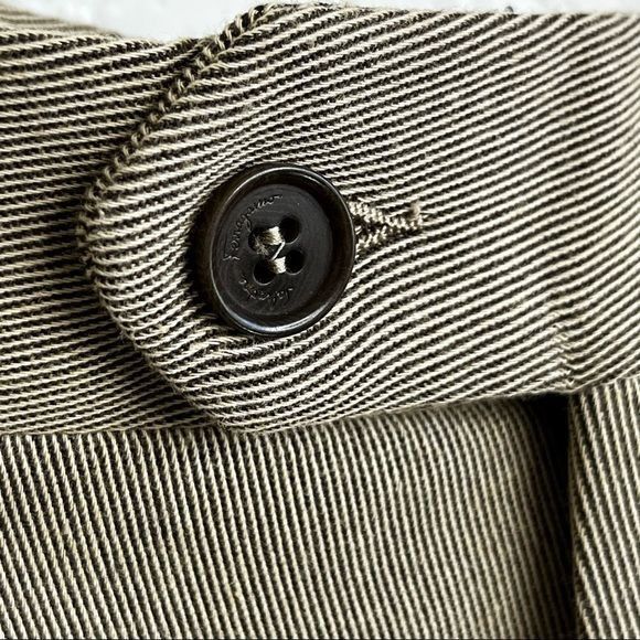 Salvatore Ferragamo Salvatore Ferragamo Pleated Side Tab Creased Trousers Size US 44 / EU 60 - 4 Thumbnail