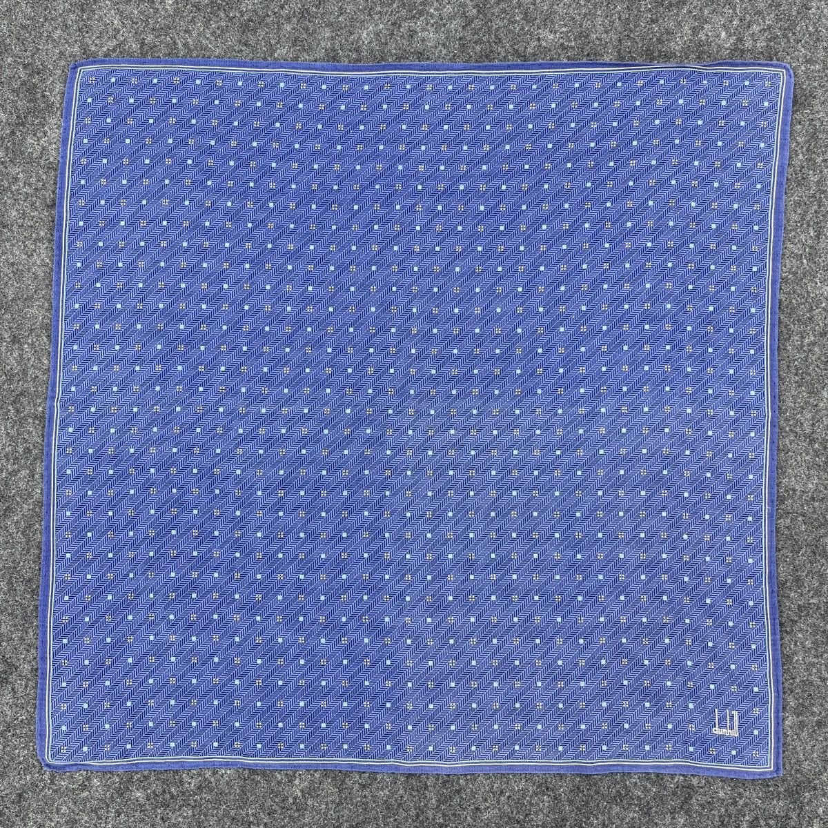Alfred Dunhill × Vintage Alfred Dunhill Handkerchief / Bandana / Neckerchief B227 Size ONE SIZE - 2 Thumbnail