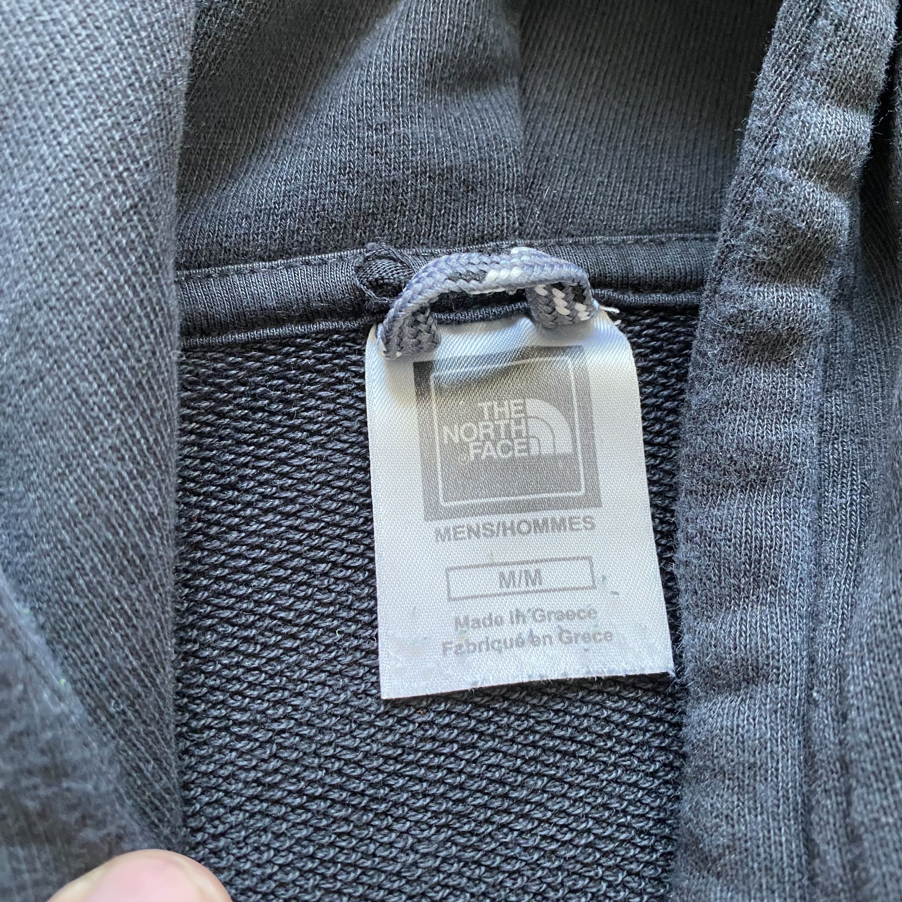 The North Face Vintage Trashed The North Face Hoodie Centr Logo Size US M / EU 48-50 / 2 - 6 Thumbnail