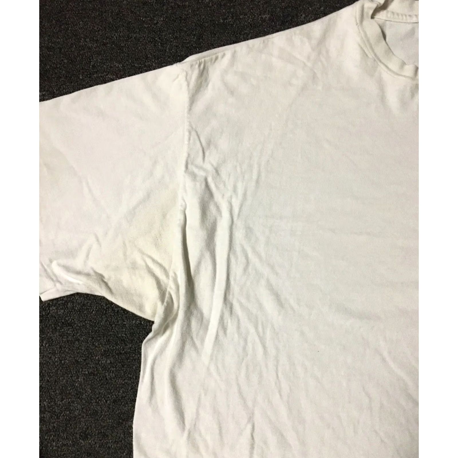 Vintage VINTAGE In N Out Burger Shirt 2XL T-Shirt Men White 90s 80s Biker Grunge Fast Food Art Distressed Powdered Distress Slogan/Logo Size US XXL / EU 58 / 5 - 7 Thumbnail