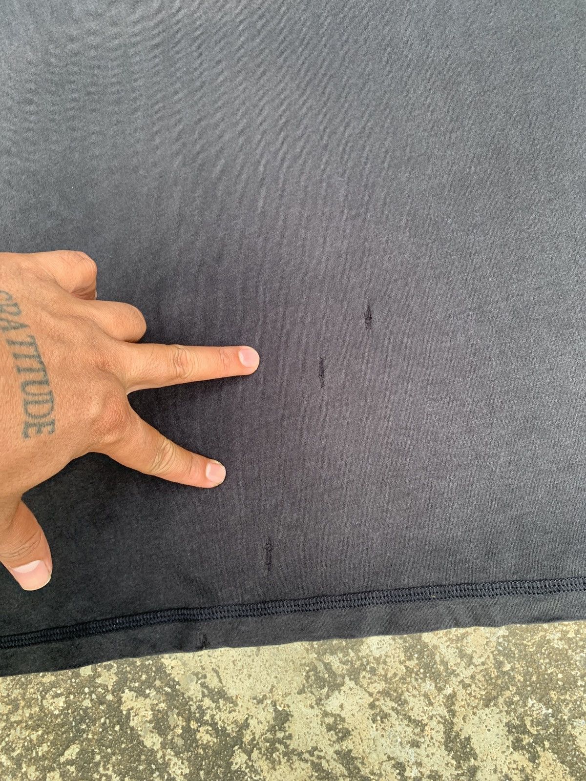 Burberry × Seditionaries Burberry Vneck Pocket Faded Trash Tee Size US M / EU 48-50 / 2 - 10 Thumbnail
