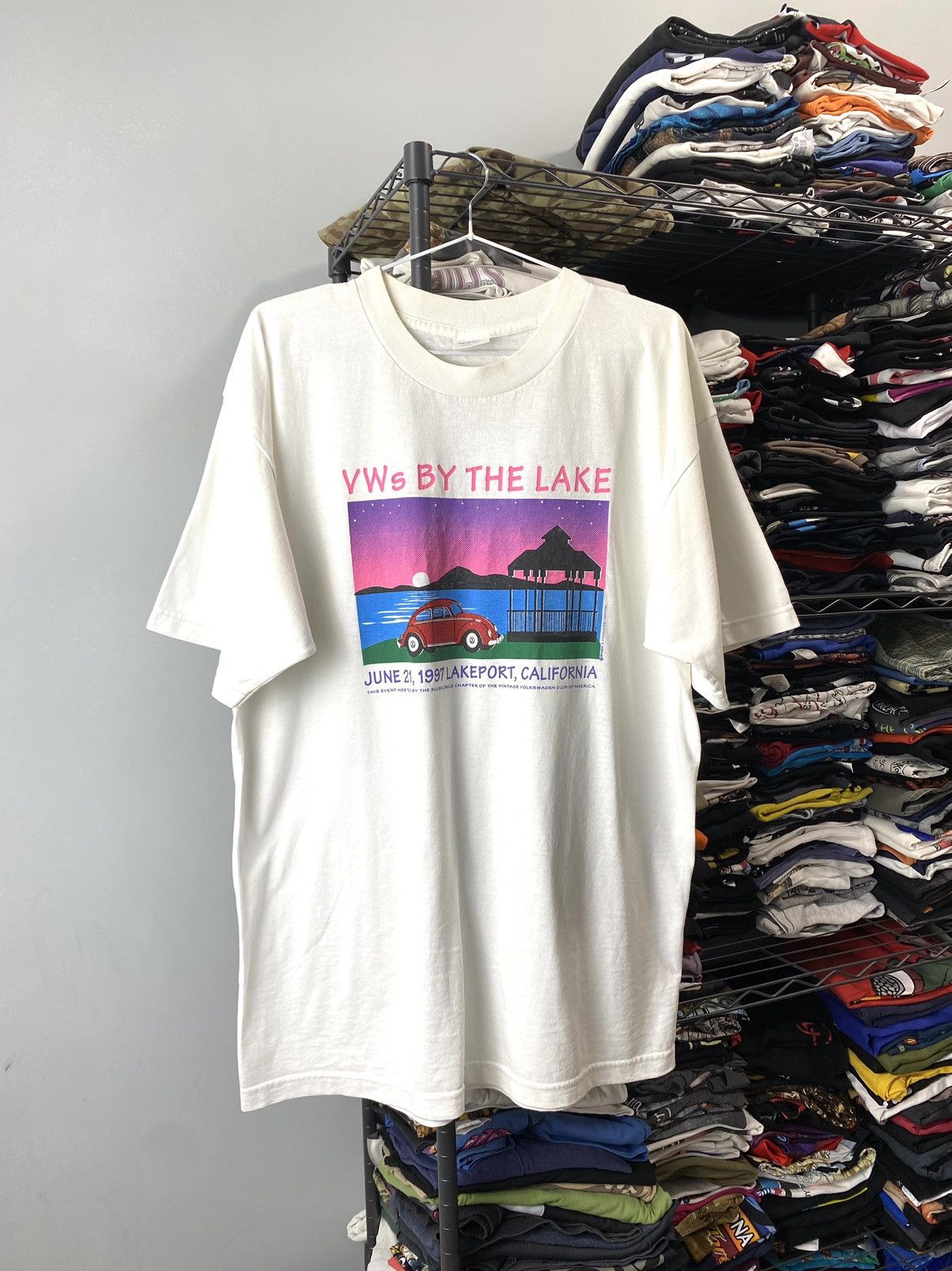 Vintage Vintage 1997 Volkswagen Club Of America TShirt Single Stitch Size US XL / EU 56 / 4 - 1 Thumbnail