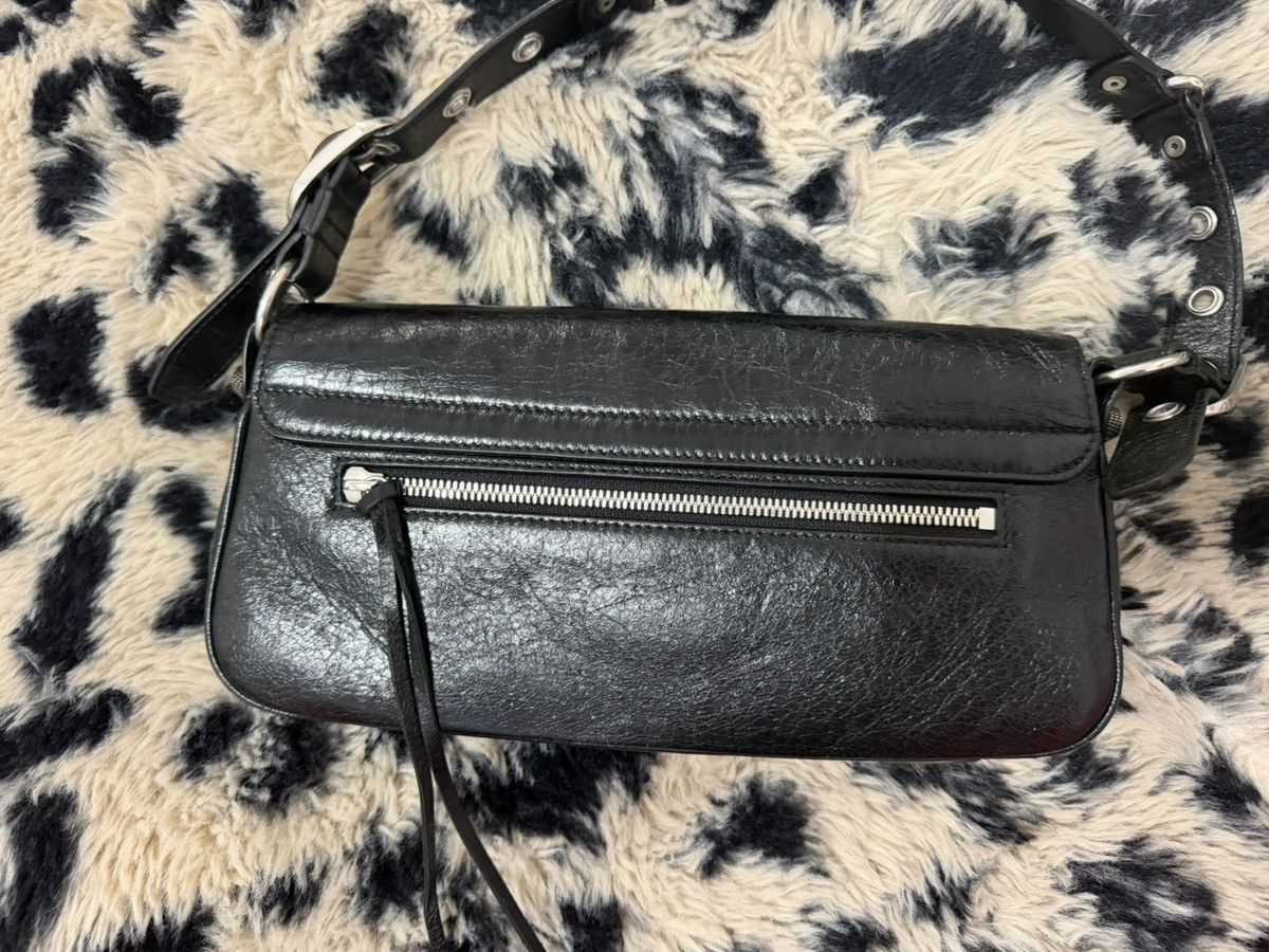 Balenciaga Authentic Balenciaga Black Studded Leather Shoulder Bag Size ONE SIZE - 6 Thumbnail