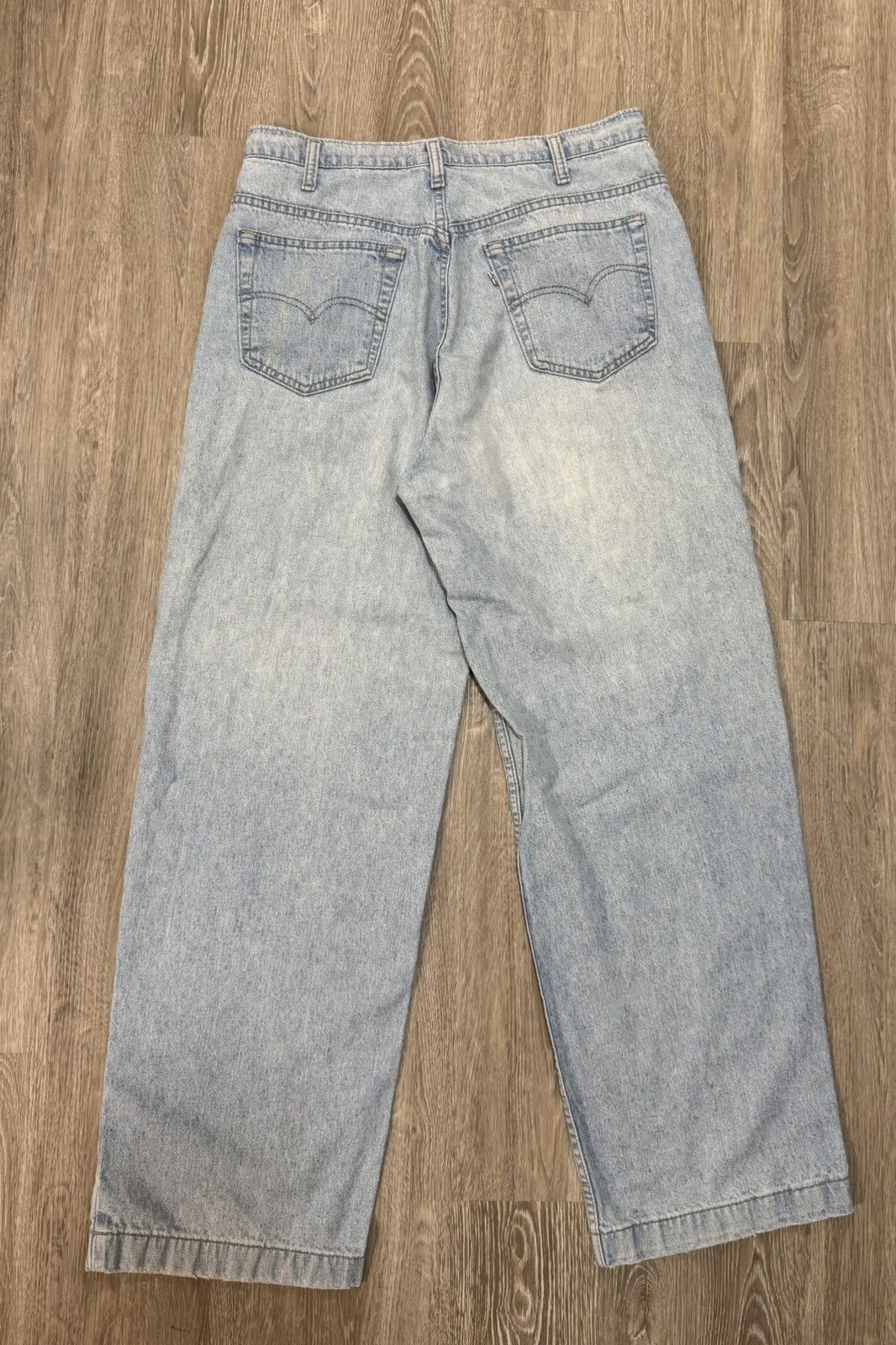 Levi's Vintage Light Wash Baggy Levi’s Size US 34 / EU 50 - 2 Thumbnail
