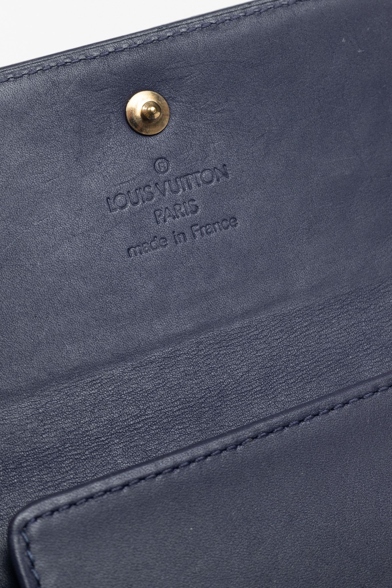 Louis Vuitton Louis Vuitton Indigo Monogram Vernis Leather Billfold Wallet Size ONE SIZE - 10 Thumbnail