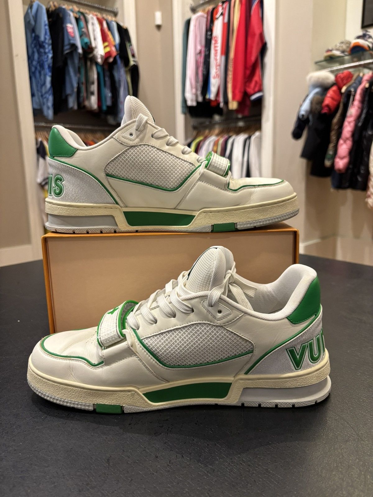 Louis Vuitton Louis Vuitton Strap Trainer White Green Size US 8 / EU 41 - 2 Thumbnail