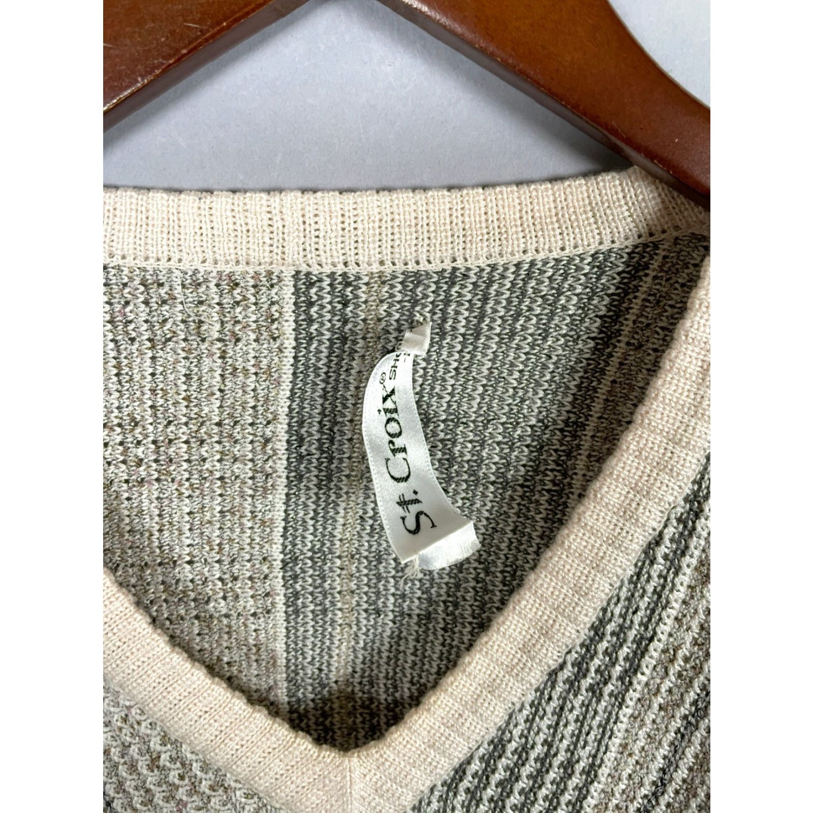 Vintage St. Croix Textured Cotton Deep V-Neck Sweater Medium Gray Ivory Knit Size US M / EU 48-50 / 2 - 4 Thumbnail