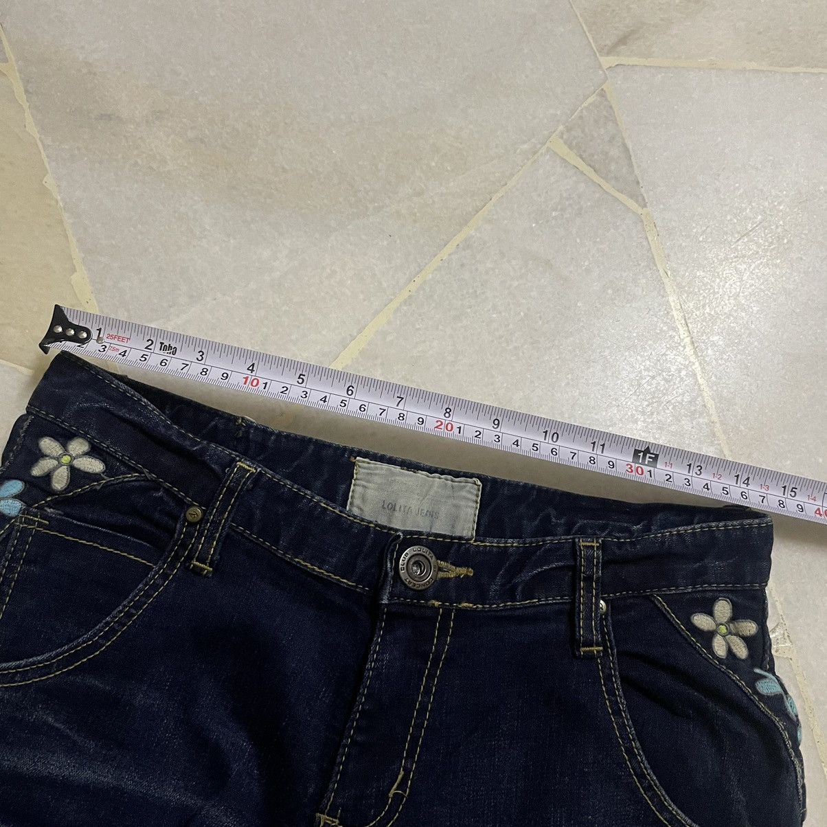 Japanese Brand YOSHITOMO NARA ALICE IN WONDERLAND DENIM Size US 30 / EU 46 - 10 Thumbnail