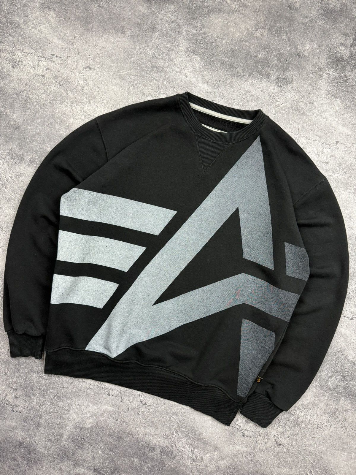Alpha Industries Vintage Alpha Industries Big Logo Black Sweatshirt Size XL Size US XL / EU 56 / 4 - 6 Thumbnail