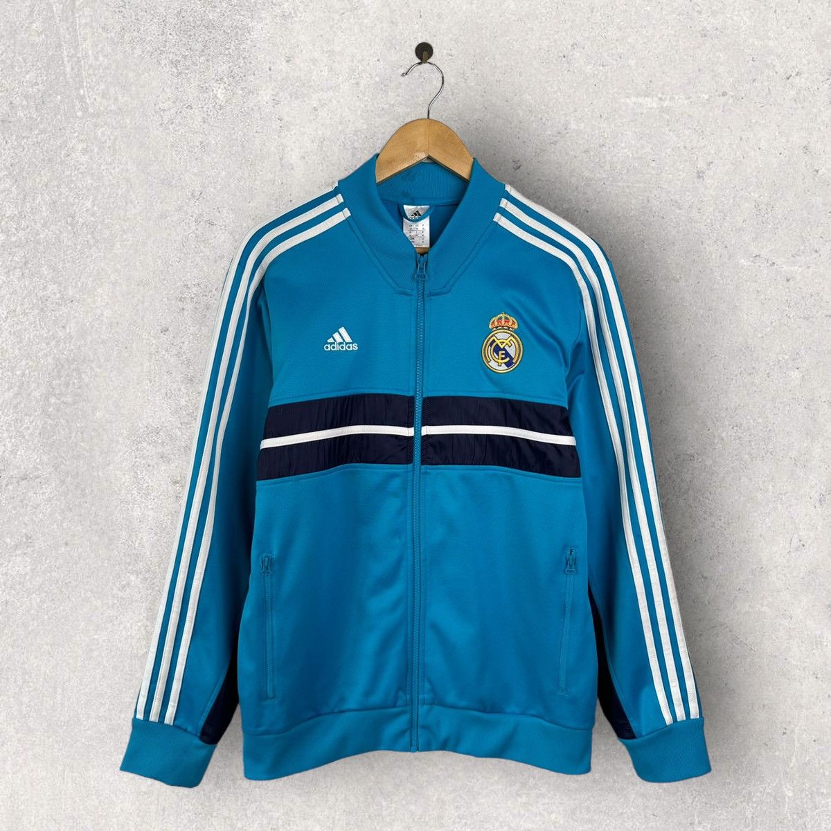 Adidas Vintage Adidas Real Madrid Track Top Jacket Size US M / EU 48-50 / 2 - 1 Thumbnail